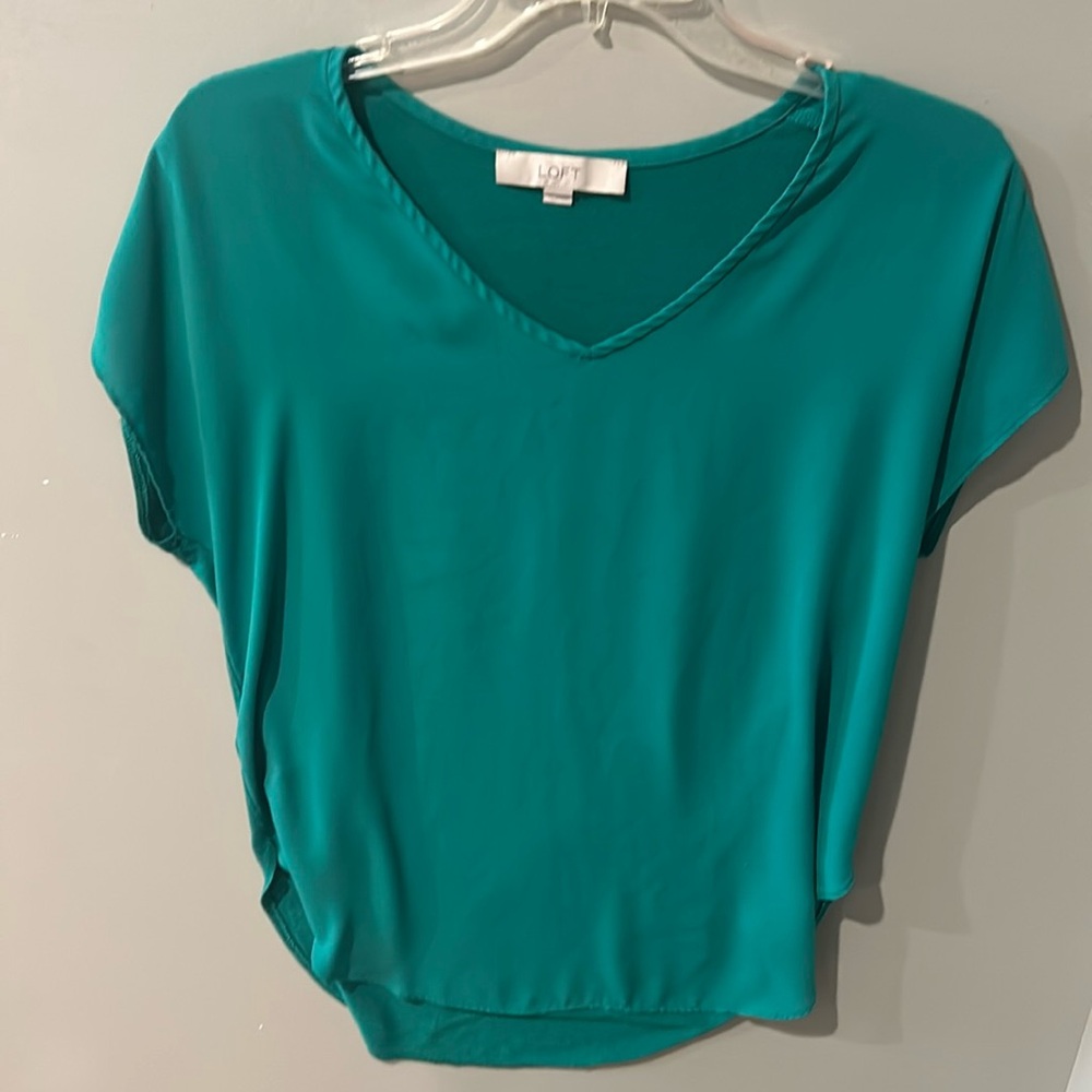 Beautiful green loft top